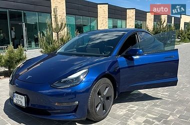 Седан Tesla Model 3 2022 в Хмельницком