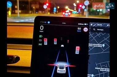 Седан Tesla Model 3 2020 в Черкассах