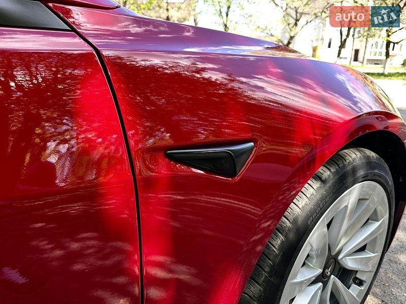 Седан Tesla Model 3 2021 в Золочеве