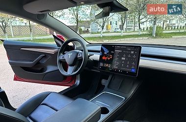 Седан Tesla Model 3 2021 в Золочеве