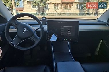 Седан Tesla Model 3 2019 в Киеве