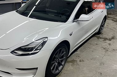 Седан Tesla Model 3 2019 в Одессе