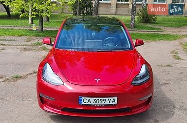 Седан Tesla Model 3 2022 в Черкассах