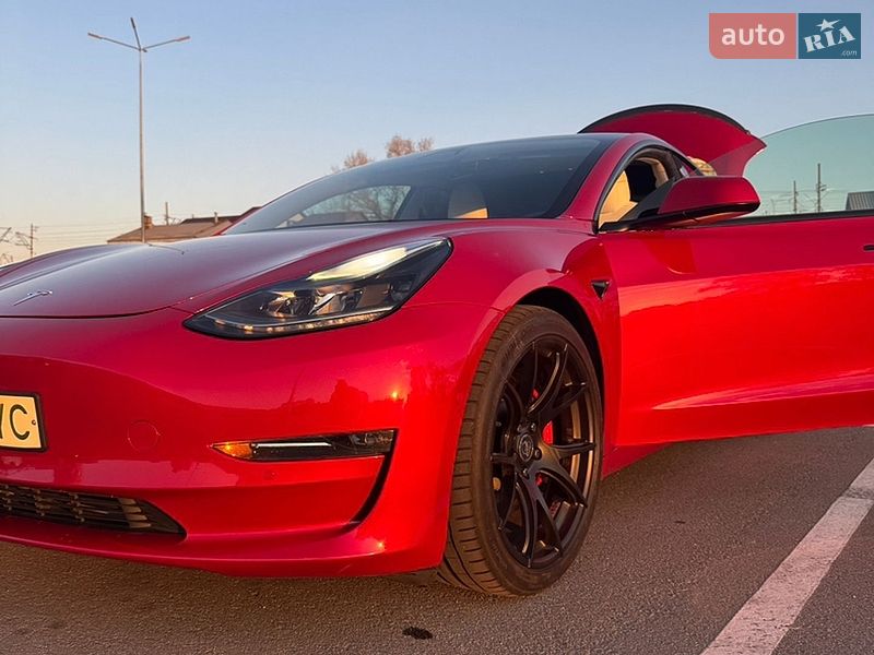 Tesla Model 3 2022