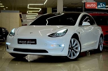 Седан Tesla Model 3 2019 в Николаеве