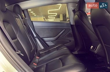 Седан Tesla Model 3 2019 в Николаеве