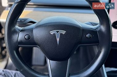 Седан Tesla Model 3 2018 в Киеве