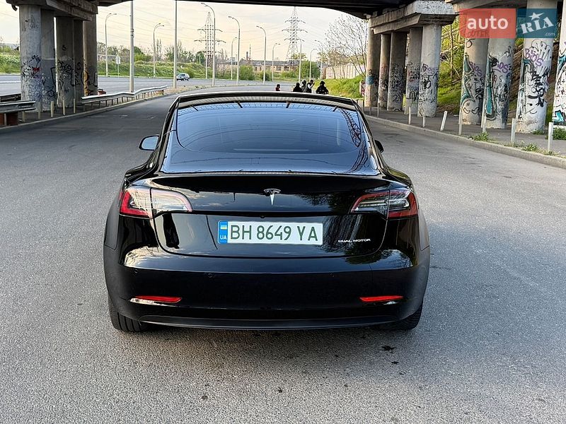 Седан Tesla Model 3 2020 в Одессе