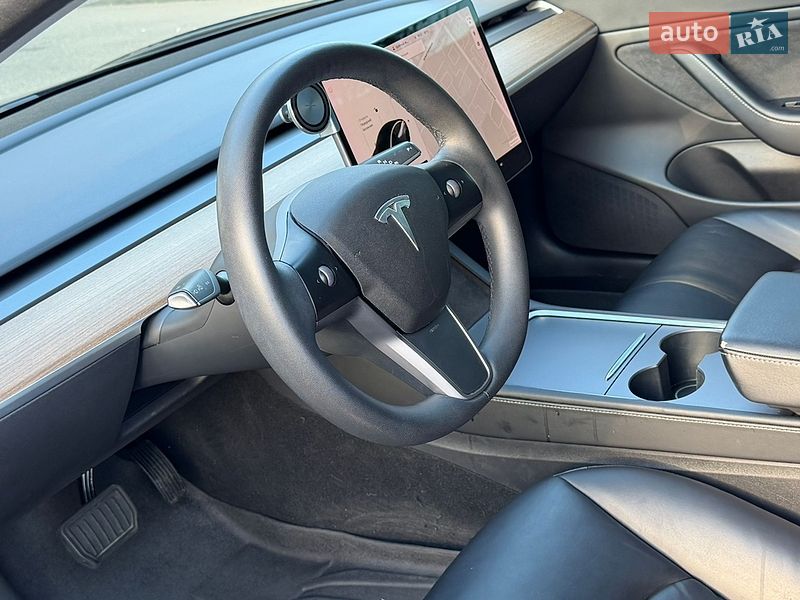 Седан Tesla Model 3 2020 в Одессе