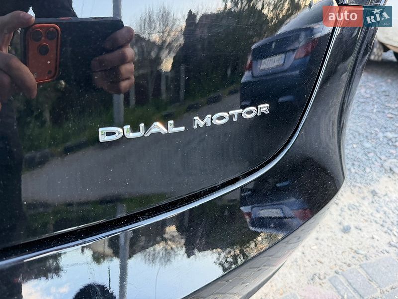 Седан Tesla Model 3 2020 в Одессе
