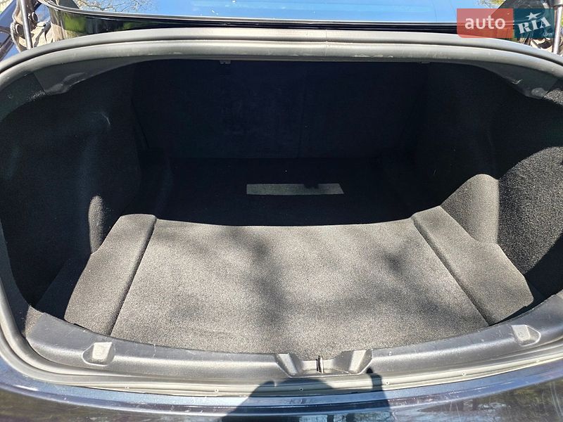 Седан Tesla Model 3 2018 в Бердичеве