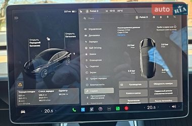 Седан Tesla Model 3 2018 в Бердичеве