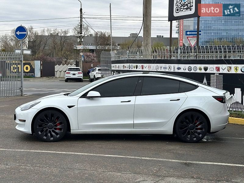 Седан Tesla Model 3 2021 в Чернігові фото 4 Седан Tesla Model 3 2021 в Чернігові