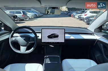 Седан Tesla Model 3 2023 в Одесі