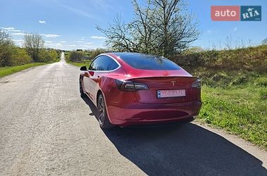 Седан Tesla Model 3 2018 в Тернополі