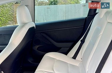 Седан Tesla Model 3 2023 в Одессе