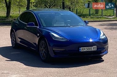 Седан Tesla Model 3 2019 в Житомире