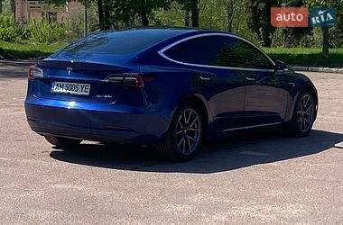 Седан Tesla Model 3 2019 в Житомире