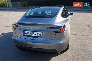 Седан Tesla Model 3 2025 в Запорожье