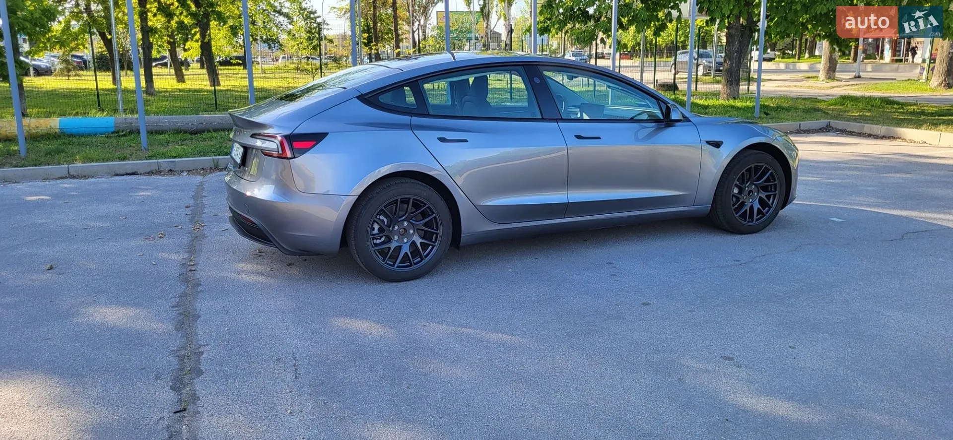 2025 Tesla Model 3 - мініатюра 20
