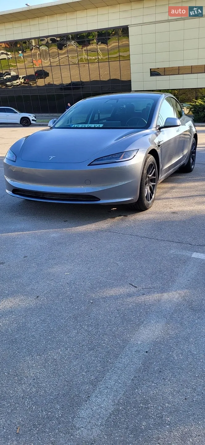 2025 Tesla Model 3 - мініатюра 21