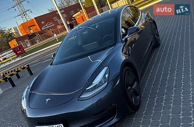 Седан Tesla Model 3 2020 в Днепре