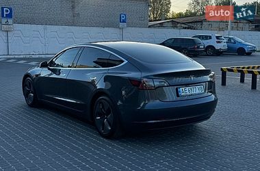 Седан Tesla Model 3 2020 в Днепре