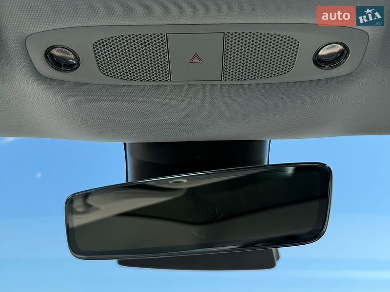 Седан Tesla Model 3 2018 в Киеве