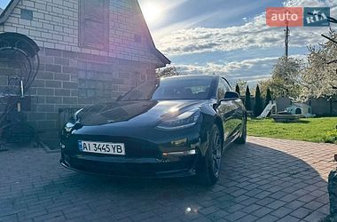 Седан Tesla Model 3 2019 в Києві
