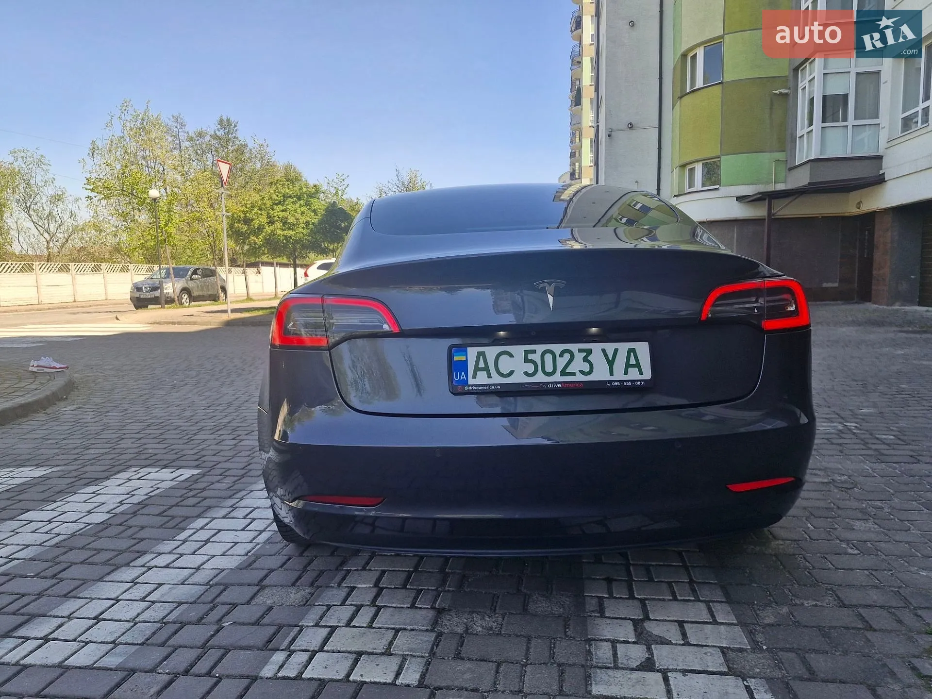 2019 Tesla Model 3 - мініатюра 10