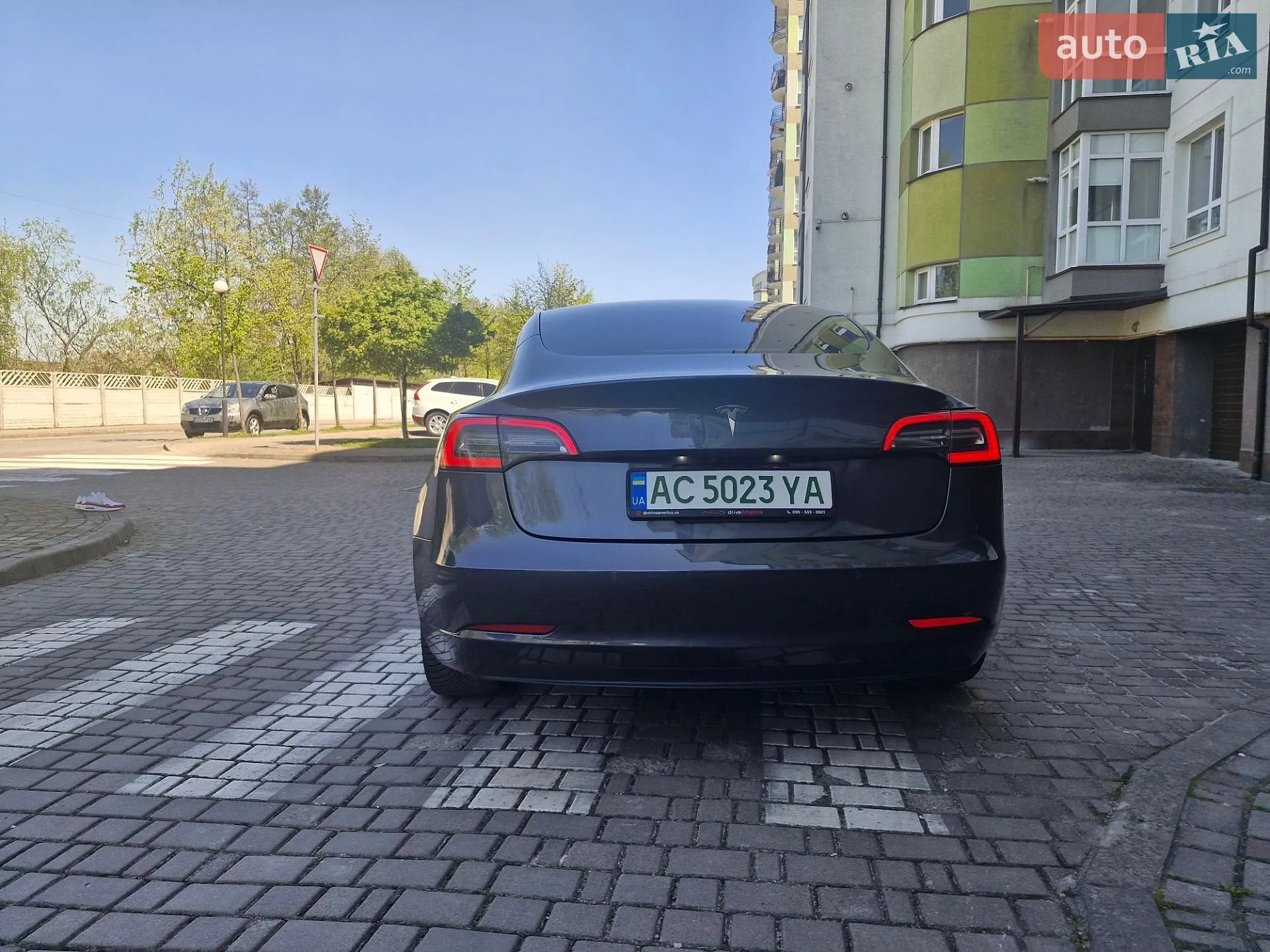 2019 Tesla Model 3 - мініатюра 9
