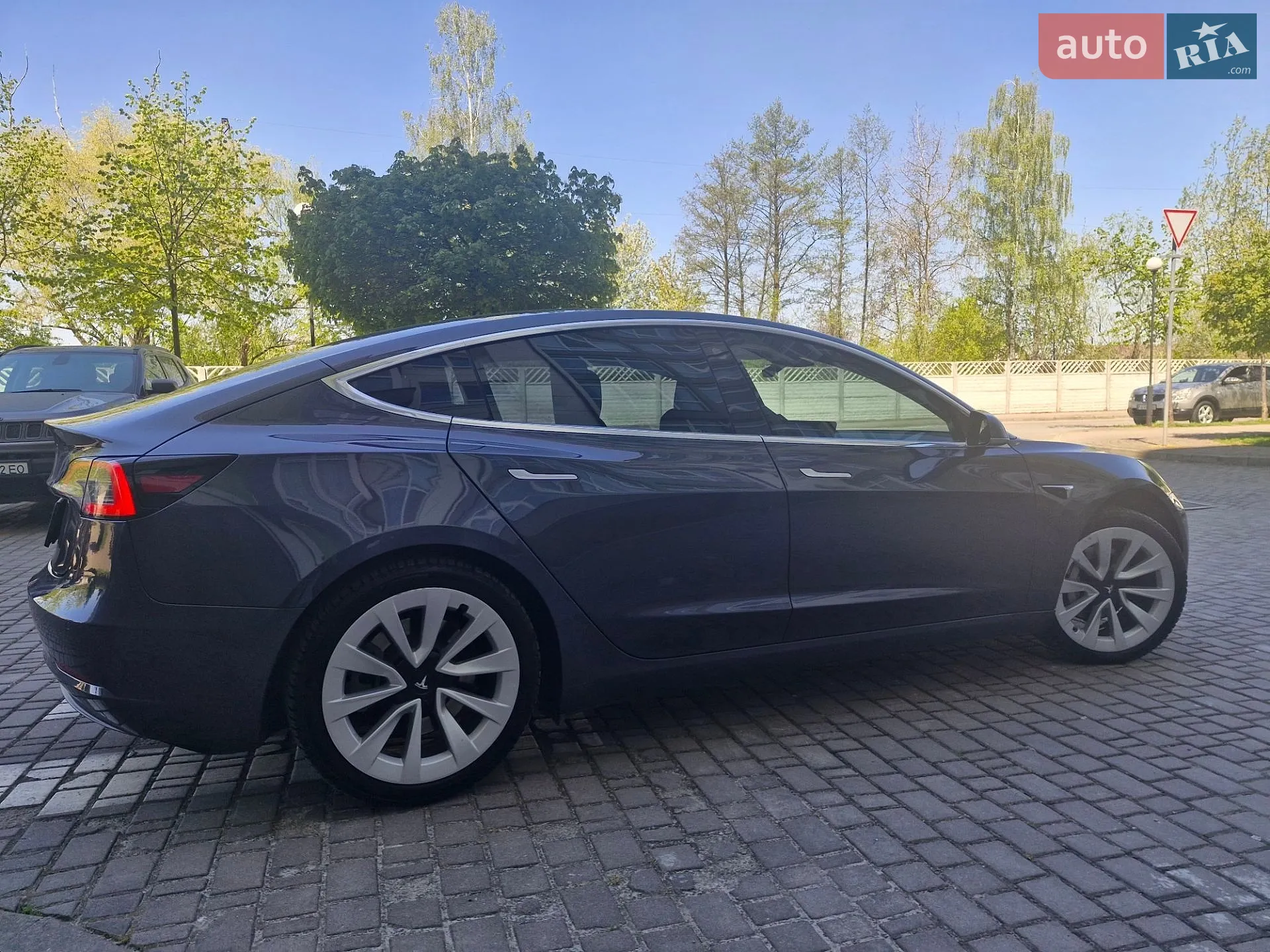 2019 Tesla Model 3 - мініатюра 13