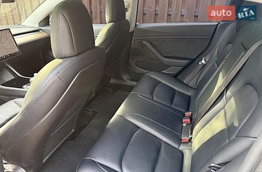 Седан Tesla Model 3 2020 в Києві