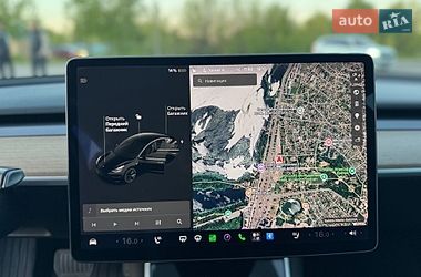 Седан Tesla Model 3 2019 в Днепре