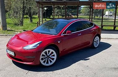 Седан Tesla Model 3 2017 в Луцке