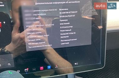 Седан Tesla Model 3 2017 в Луцьку