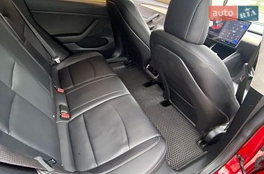 Седан Tesla Model 3 2017 в Луцьку