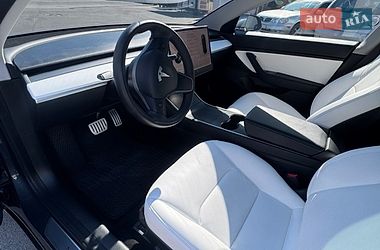 Седан Tesla Model 3 2020 в Одессе