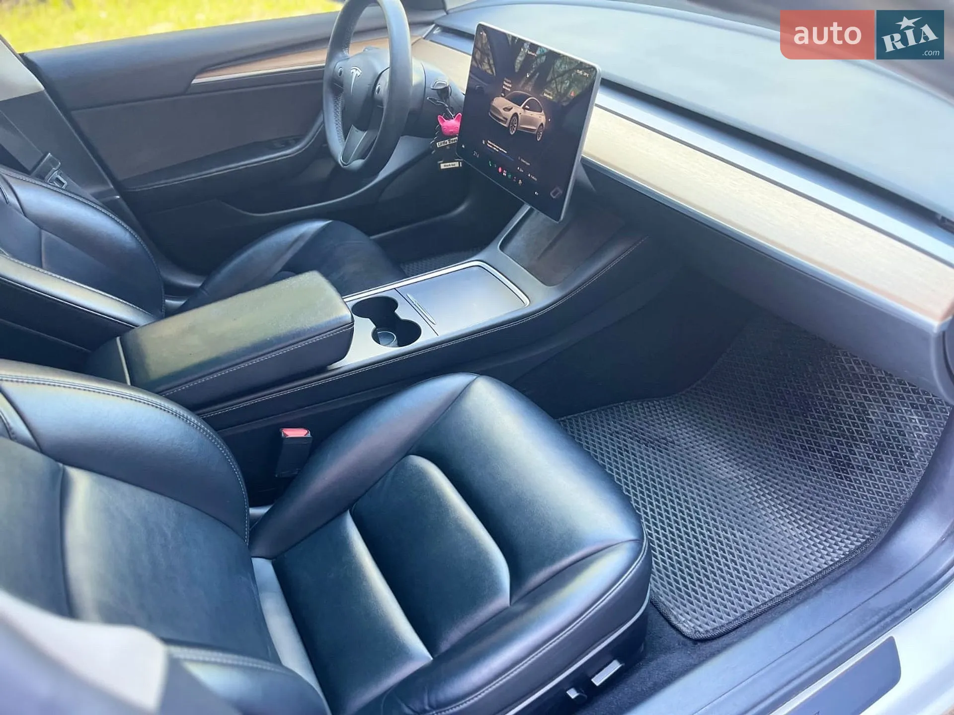 2022 Tesla Model 3 - мініатюра 29