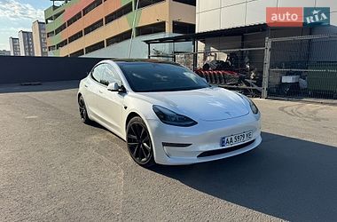 Седан Tesla Model 3 2021 в Днепре