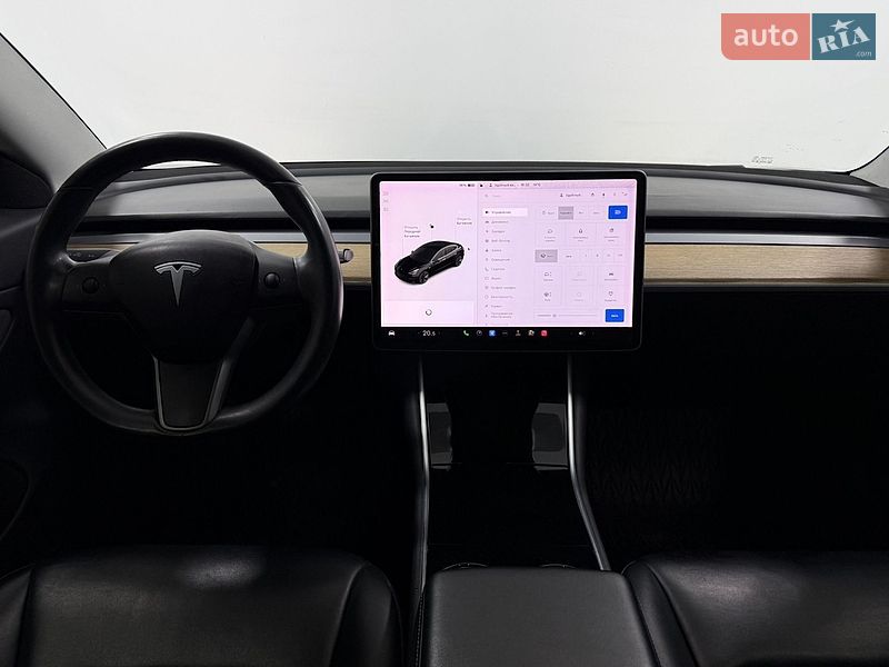 Седан Tesla Model 3 2019 в Одесі