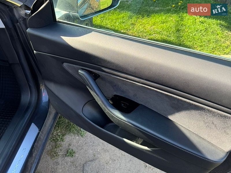 Седан Tesla Model 3 2019 в Ковеле