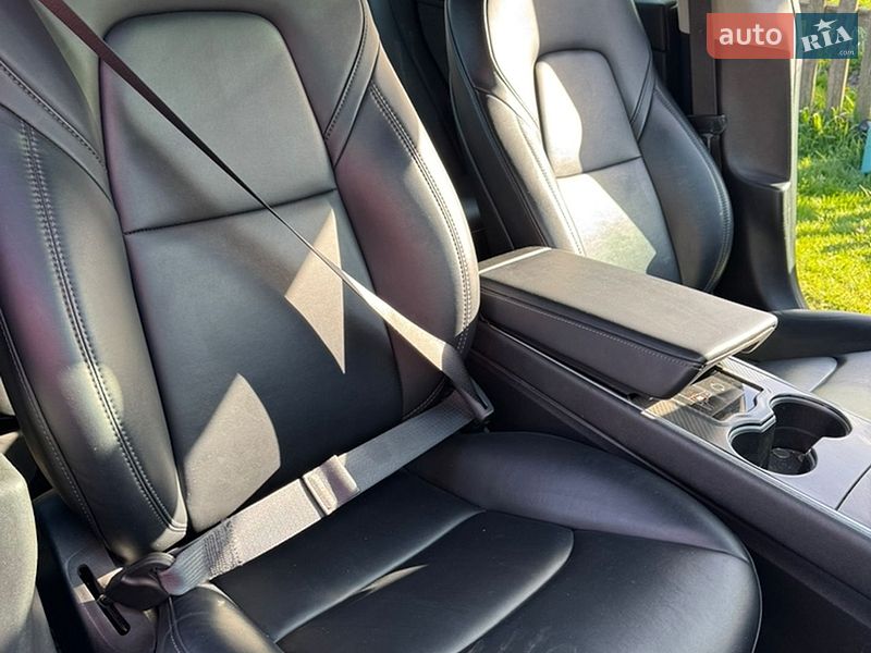 Седан Tesla Model 3 2019 в Ковеле