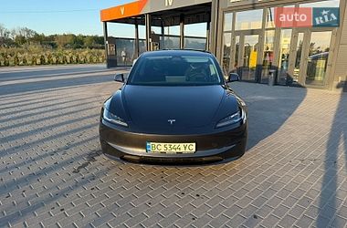 Седан Tesla Model 3 2024 в Золочеве