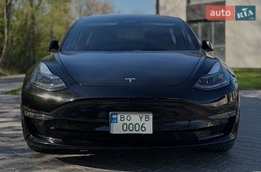 Седан Tesla Model 3 2022 в Тернополі