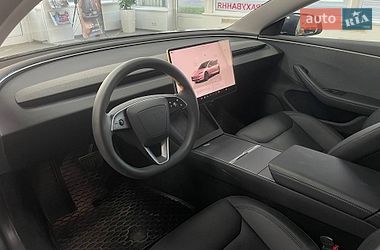 Седан Tesla Model 3 2024 в Киеве