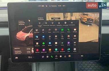 Седан Tesla Model 3 2024 в Киеве