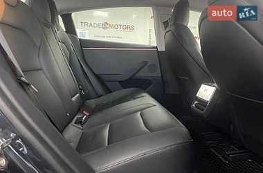 Седан Tesla Model 3 2024 в Киеве