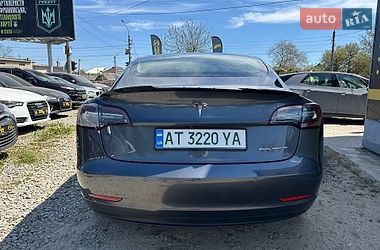 Седан Tesla Model 3 2020 в Ивано-Франковске