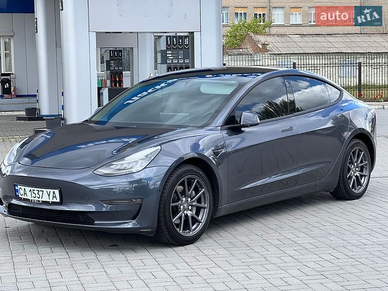 Седан Tesla Model 3 2020 в Запорожье